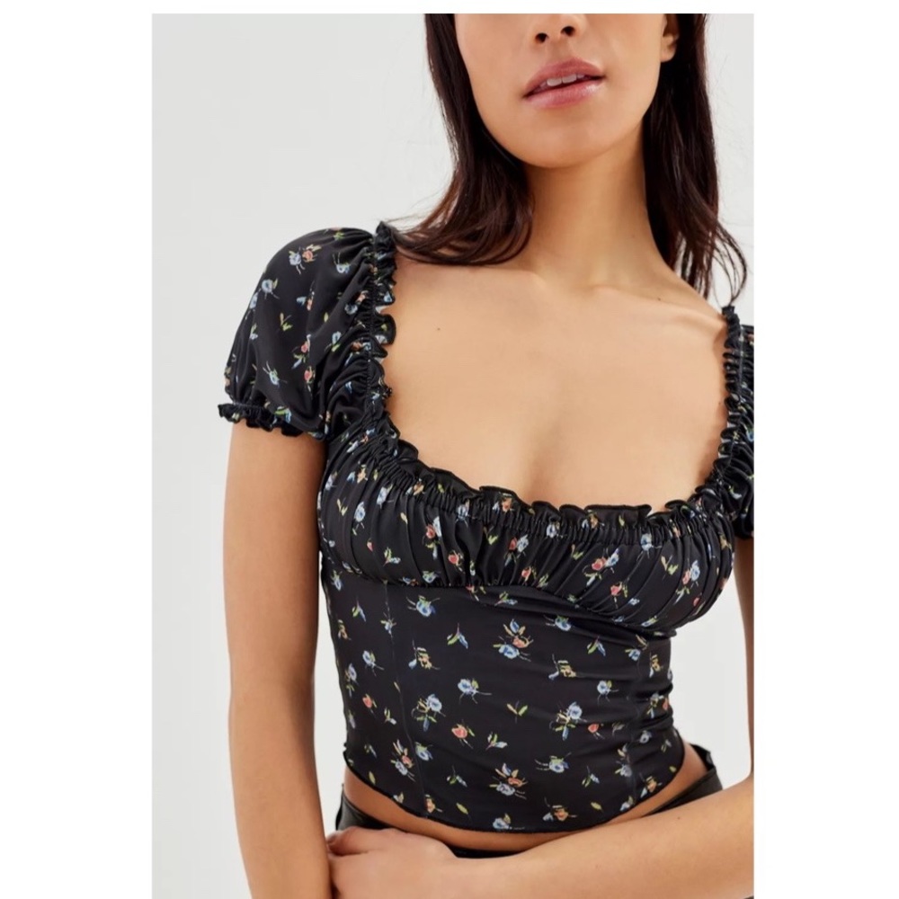 UO Fifi Ruched Cropped Top